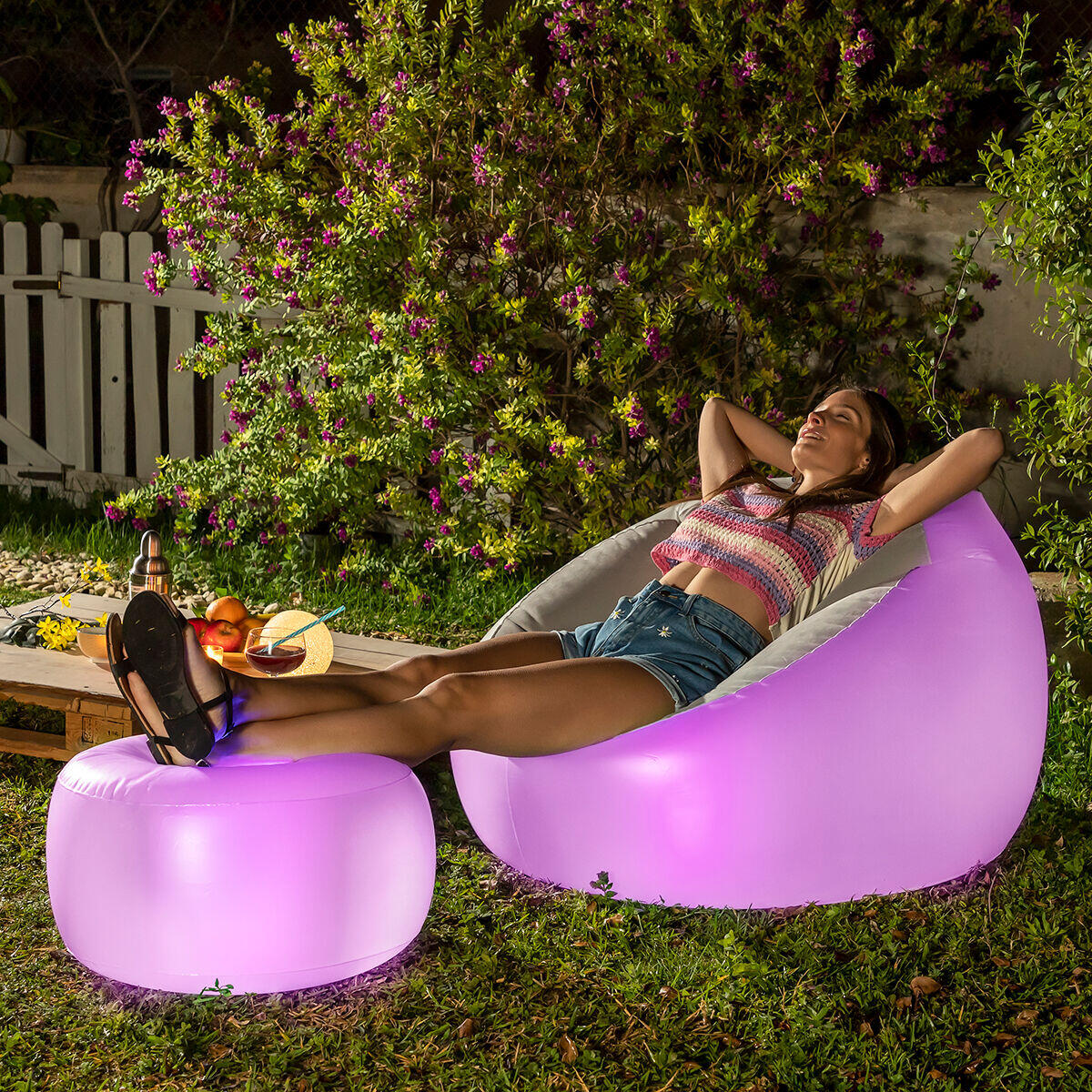 Sillón LED Hinchable LuxGlow™ — Diseño, Comodidad y Luz