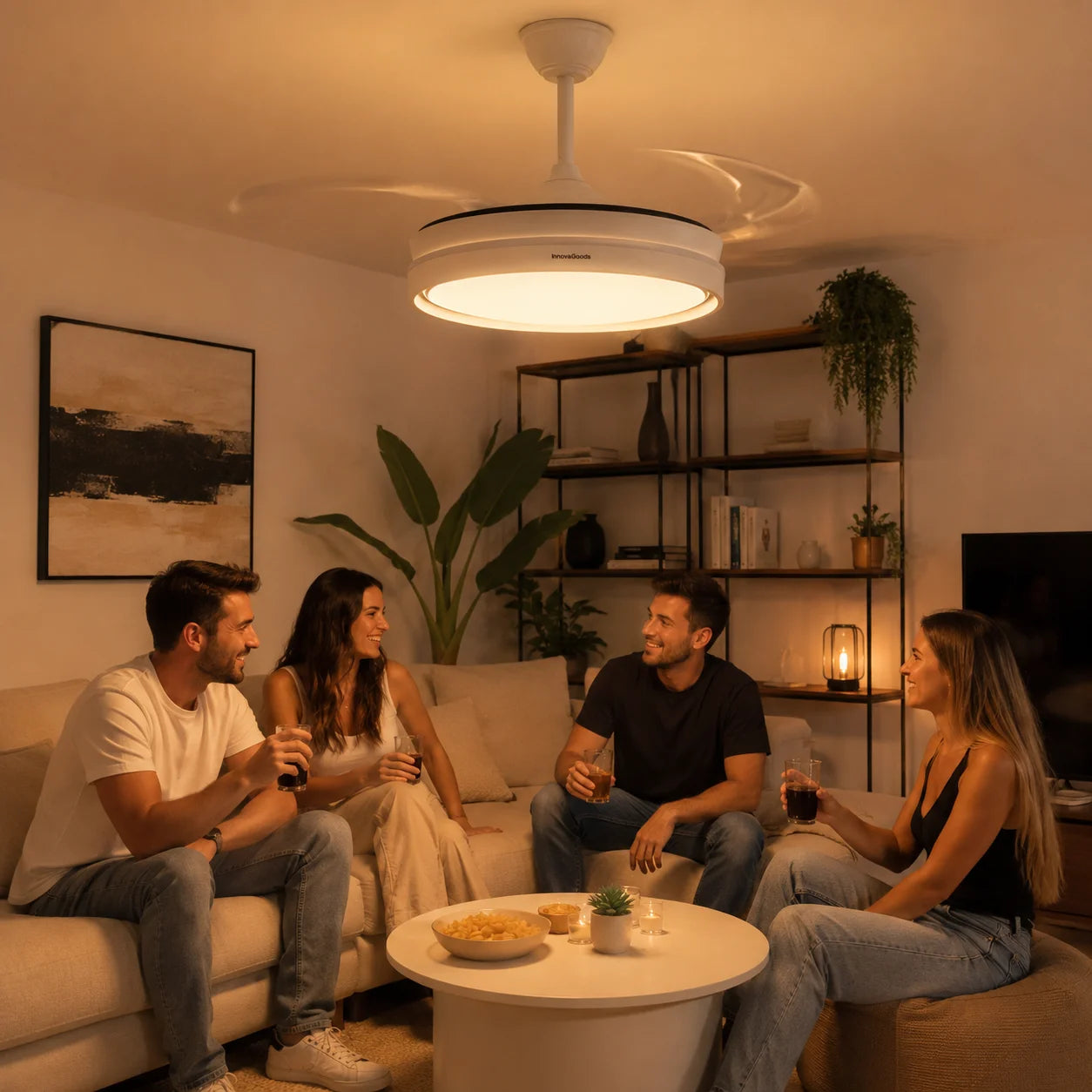 Ventilador de techo moderno con luz LED y aspas invisibles para refrescar tu hogar